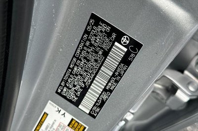 2025 Toyota Prius LE