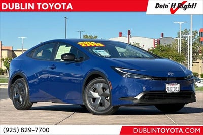 2024 Toyota Prius LE