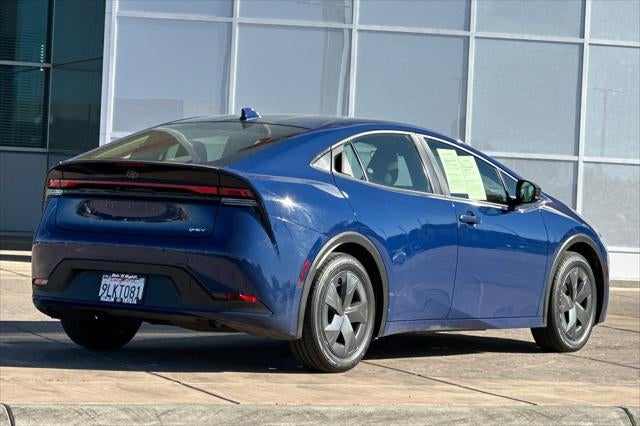 2024 Toyota Prius LE