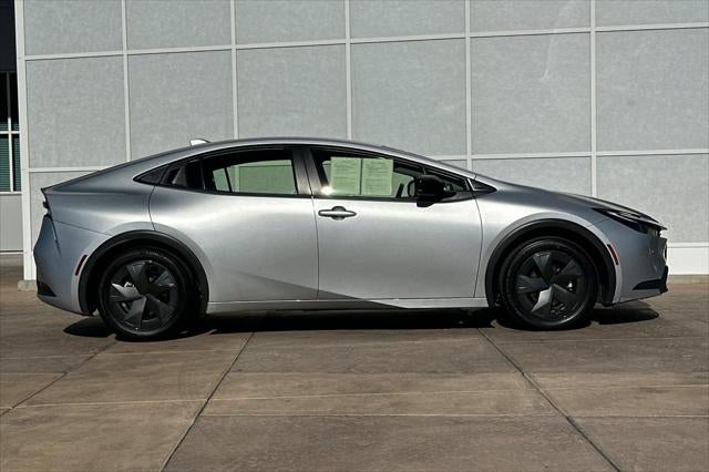2024 Toyota Prius LE