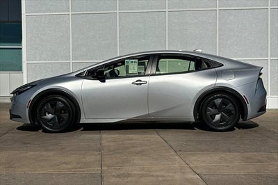 2024 Toyota Prius LE