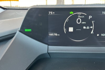 2025 Toyota Prius LE