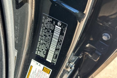 2025 Toyota Prius LE