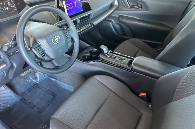 2025 Toyota Prius LE