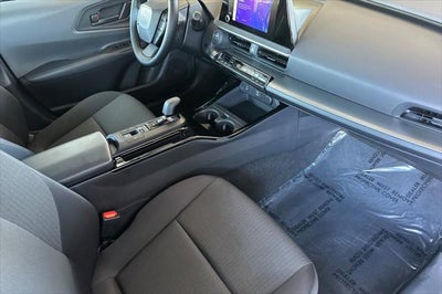 2025 Toyota Prius LE