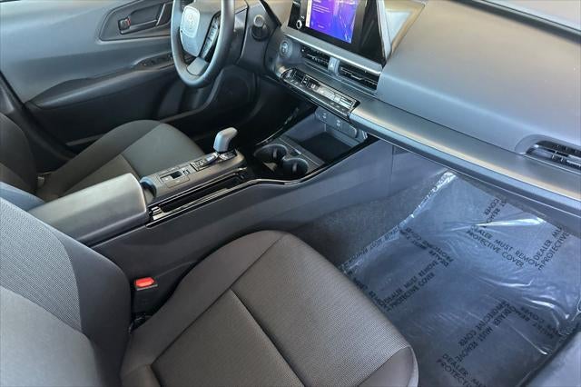 2025 Toyota Prius LE