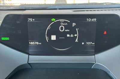 2025 Toyota Prius LE