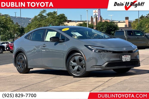2025 Toyota Prius LE