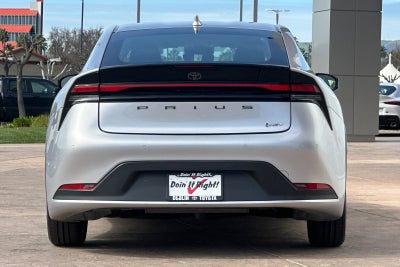 2024 Toyota Prius LE