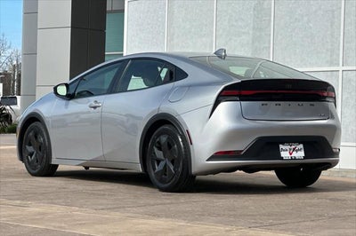 2024 Toyota Prius LE