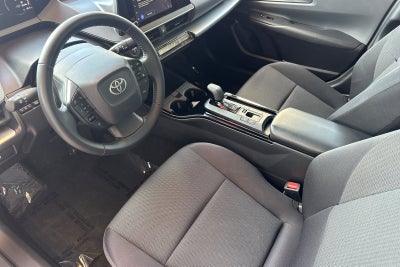 2025 Toyota Prius LE