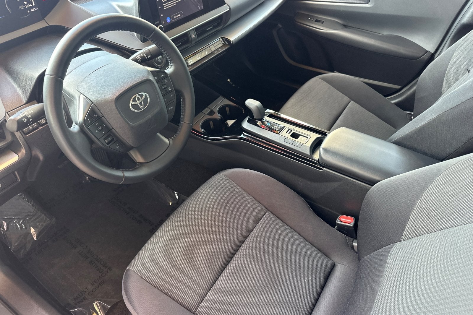 2025 Toyota Prius LE