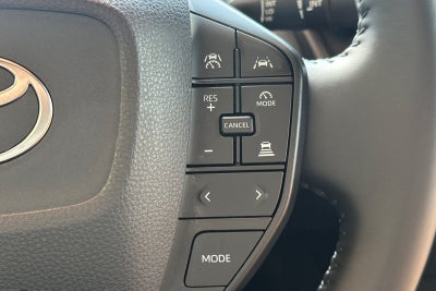 2025 Toyota Prius LE