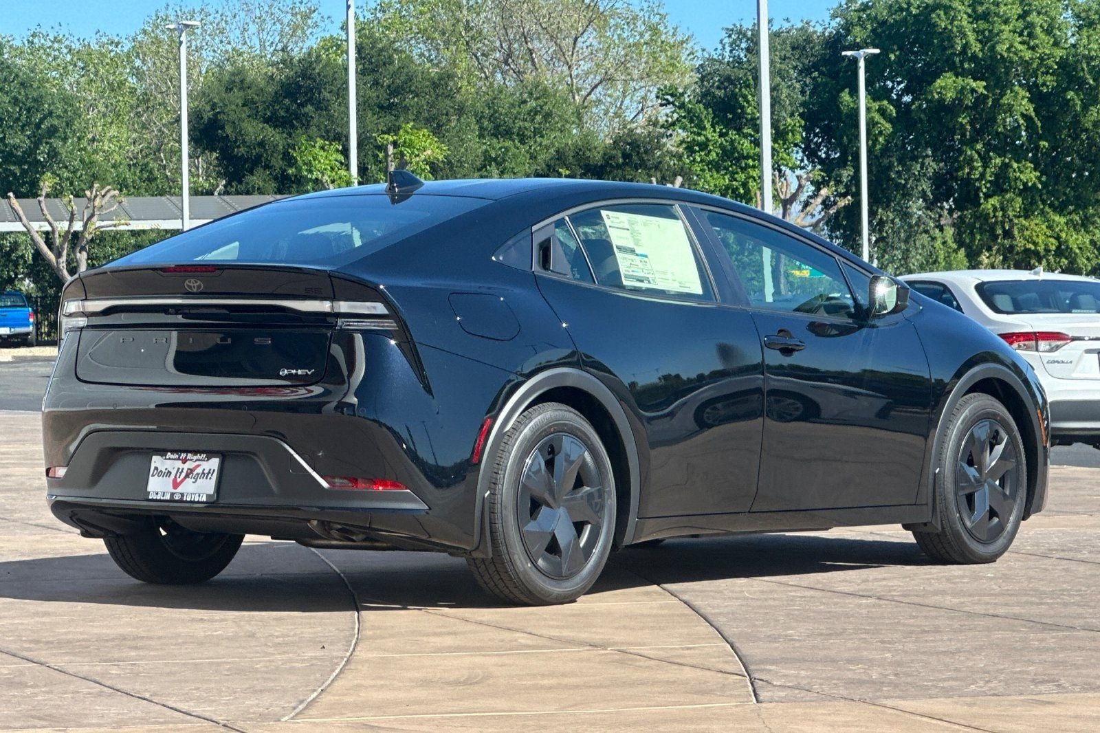 2026 Toyota Prius Plug-In Hybrid SE