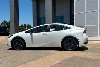 2026 Toyota Prius Plug-In Hybrid SE