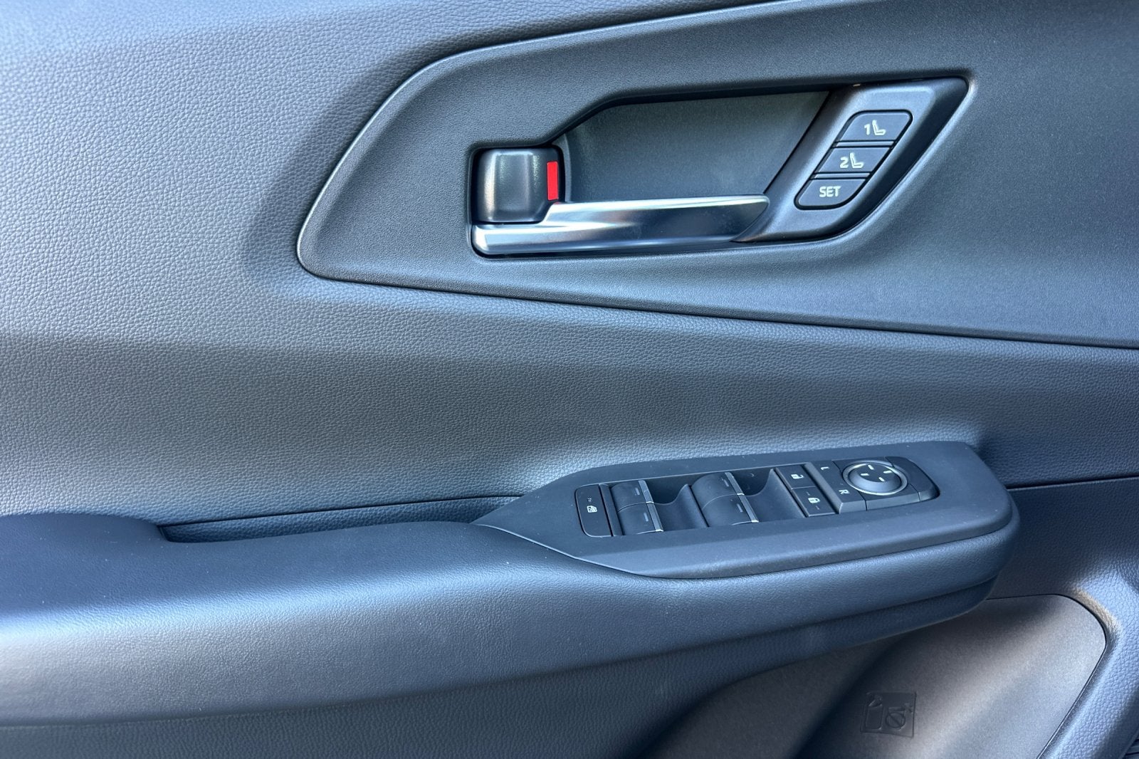 2027 Toyota Prius Plug-In Hybrid XSE Premium