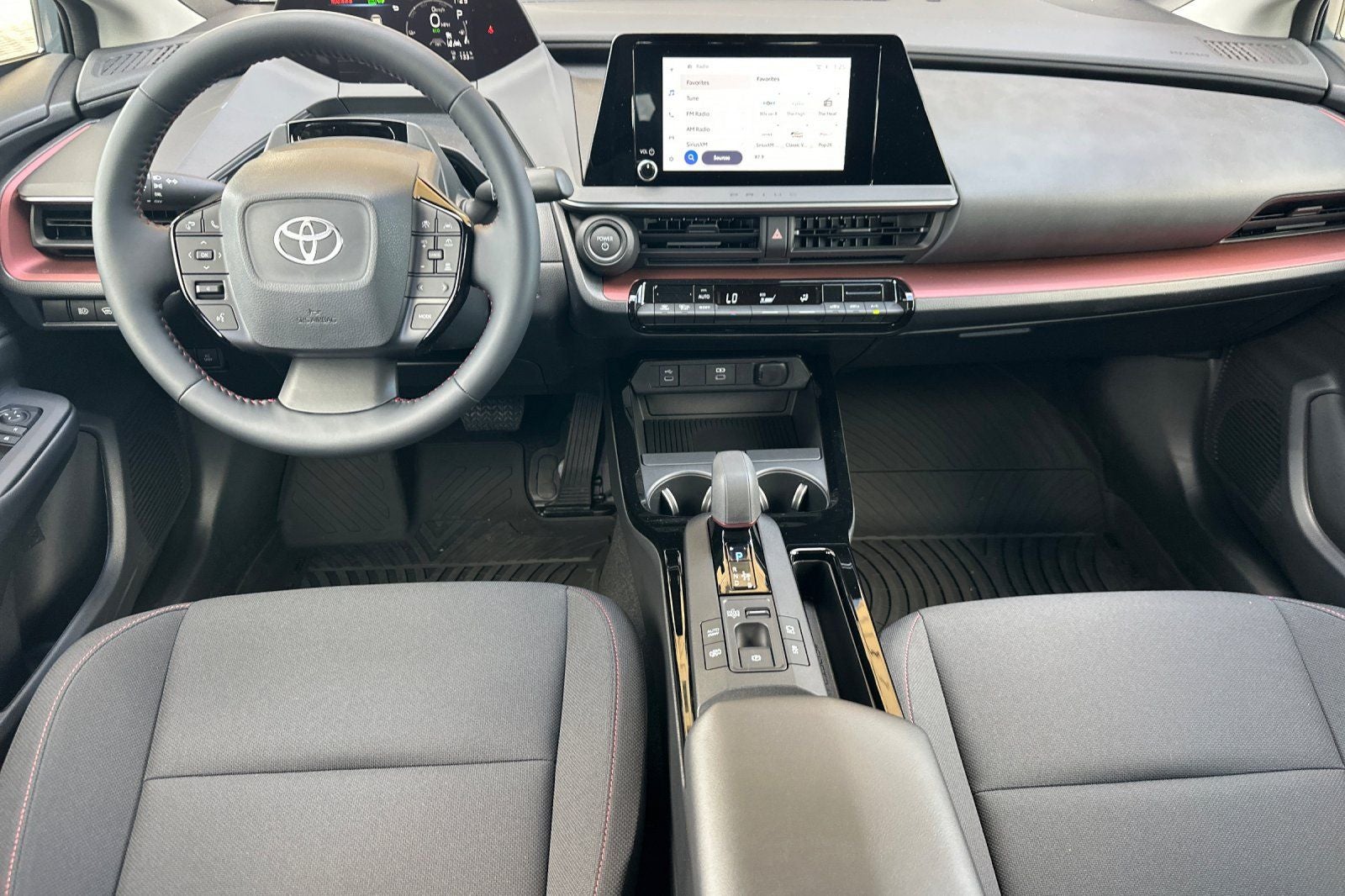 2026 Toyota Prius Plug-In Hybrid SE