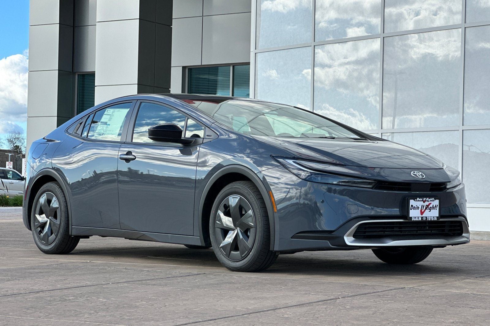 2026 Toyota Prius Plug-In Hybrid SE