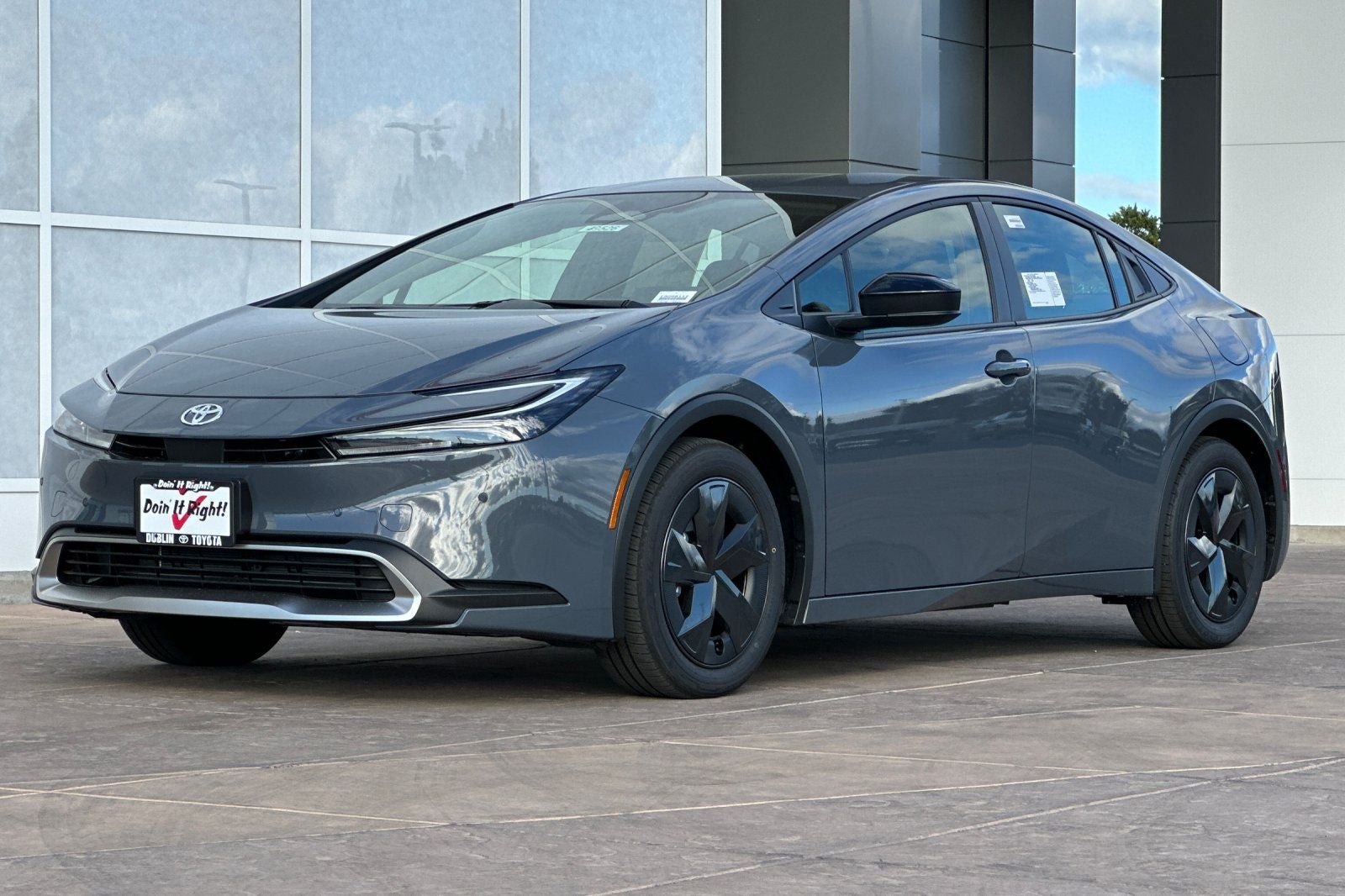 2026 Toyota Prius Plug-In Hybrid SE