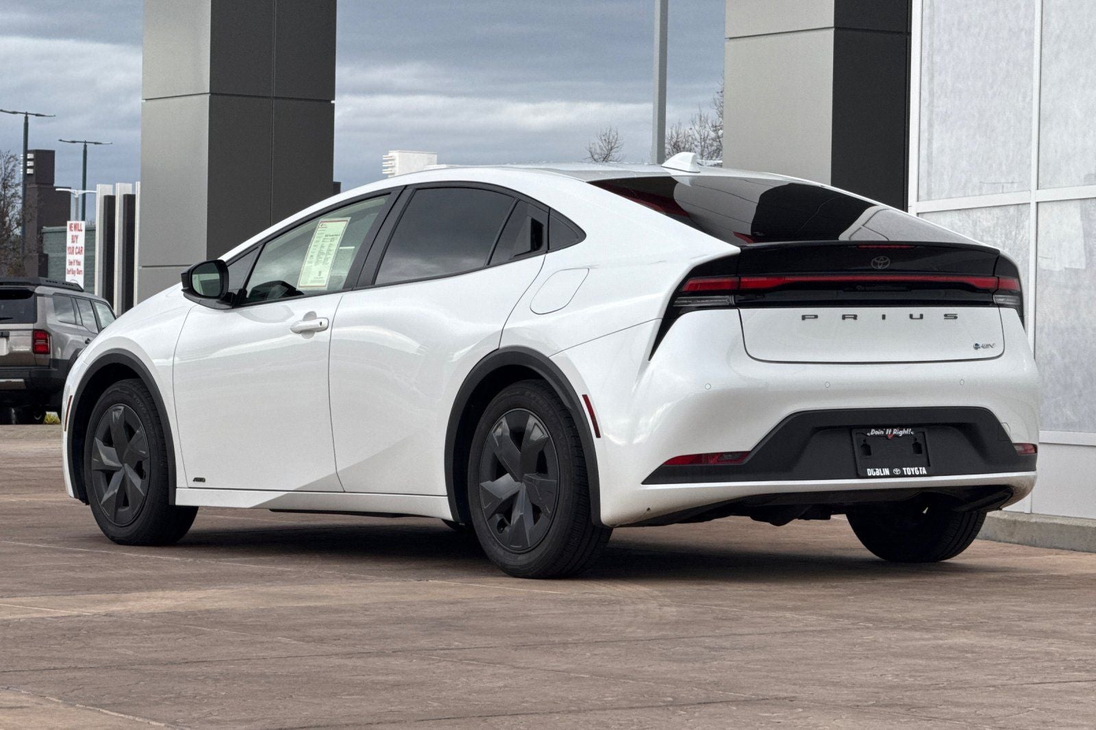 2025 Toyota Prius LE