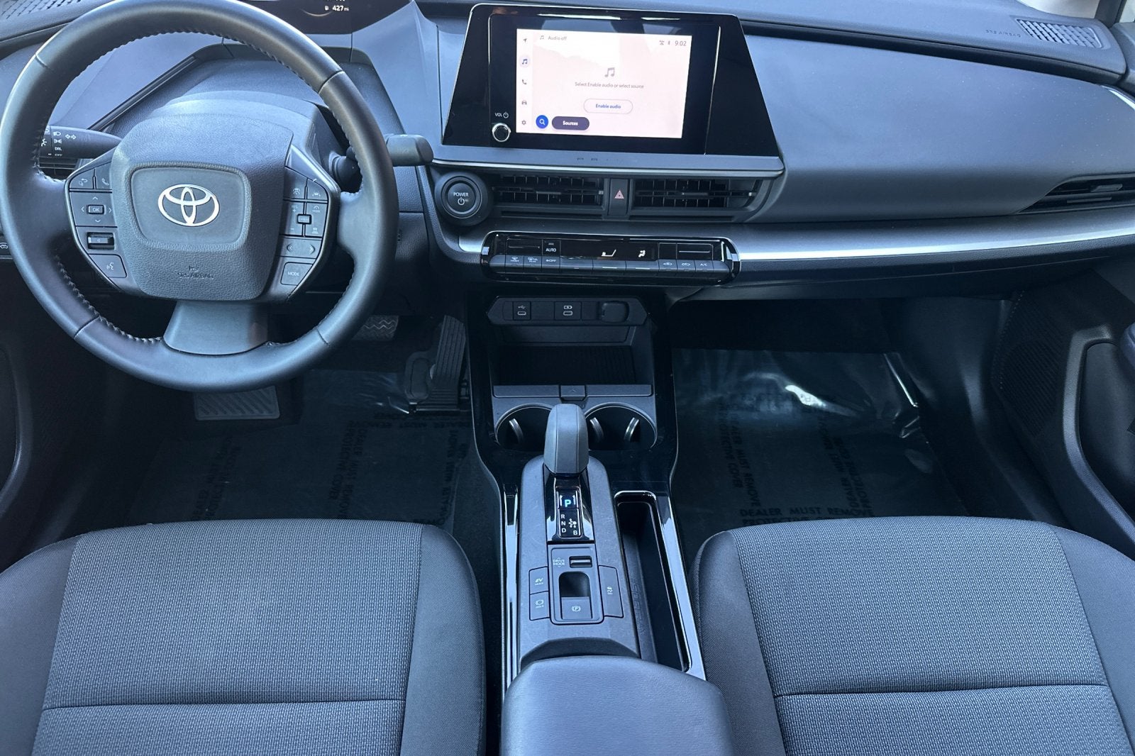 2025 Toyota Prius LE