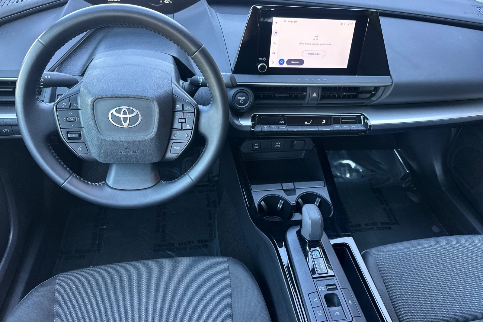 2025 Toyota Prius LE
