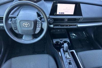 2025 Toyota Prius LE