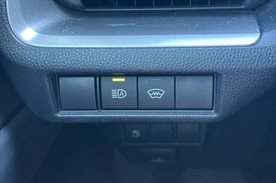 2025 Toyota Prius LE
