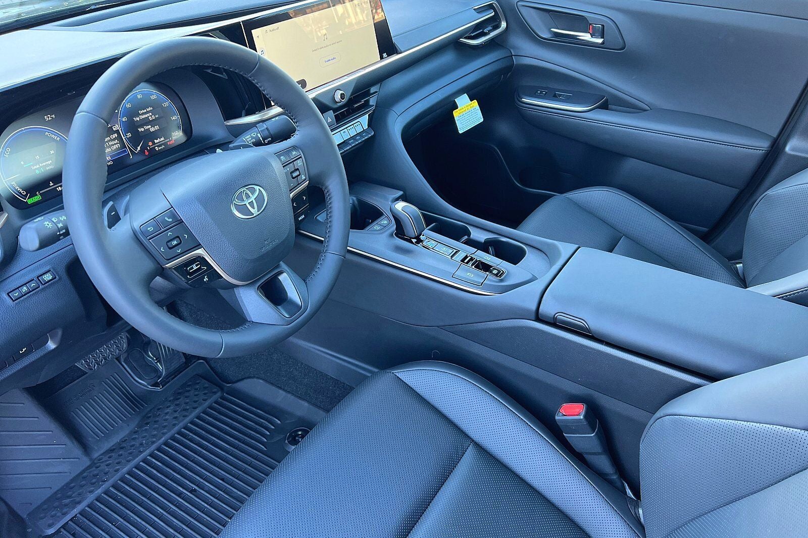 2023 Toyota Crown Platinum