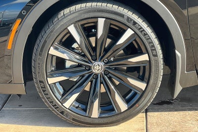 2023 Toyota Crown Platinum