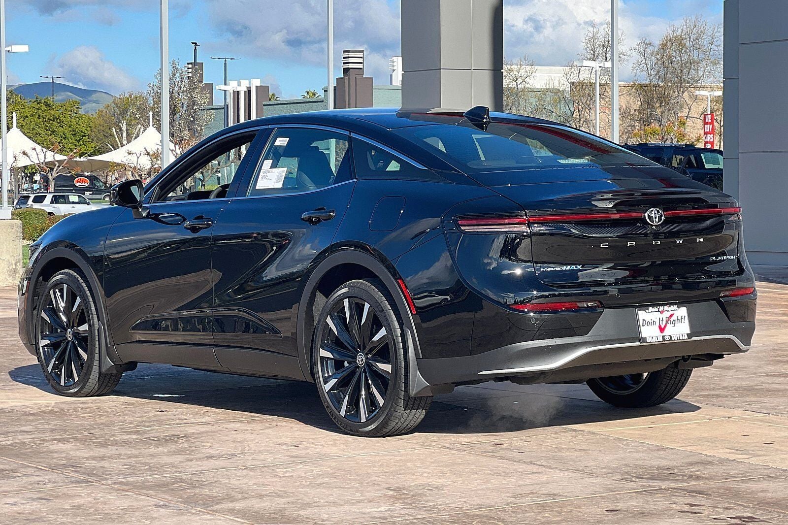 2023 Toyota Crown Platinum