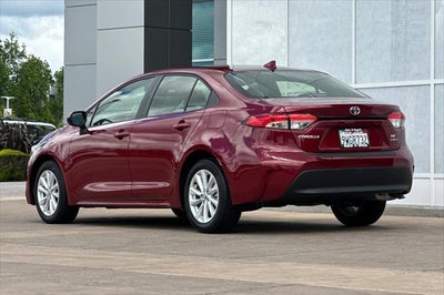 2026 Toyota Corolla Hybrid LE