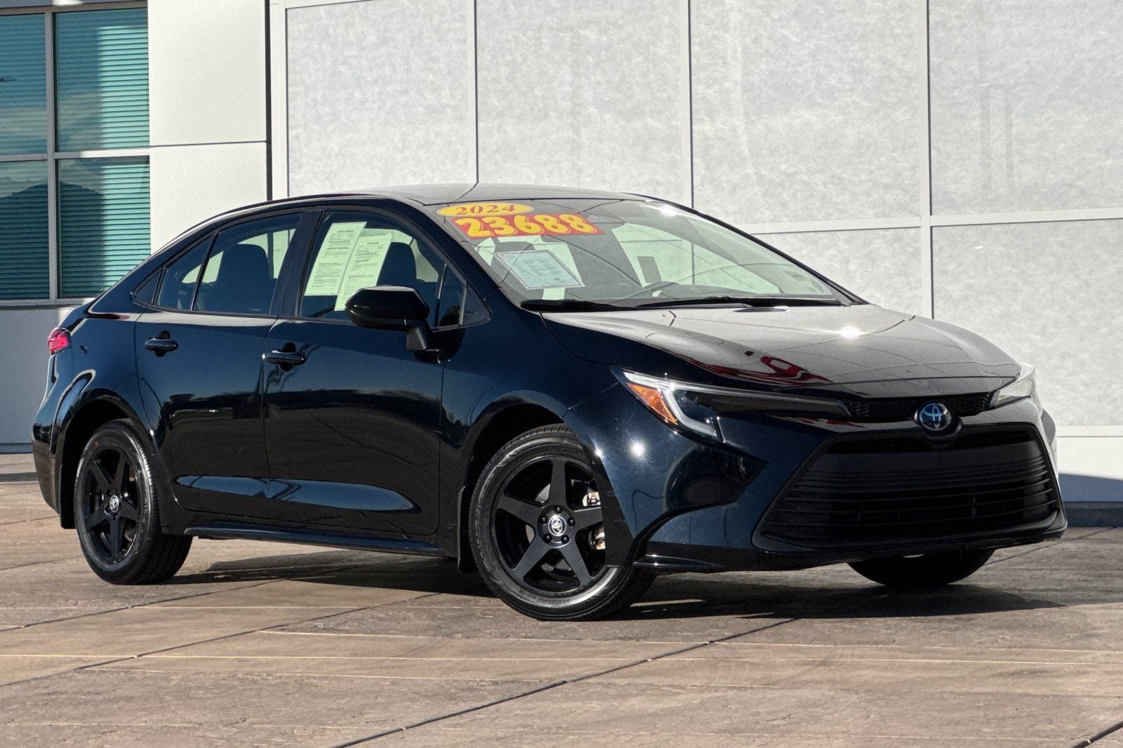 2024 Toyota Corolla Hybrid LE