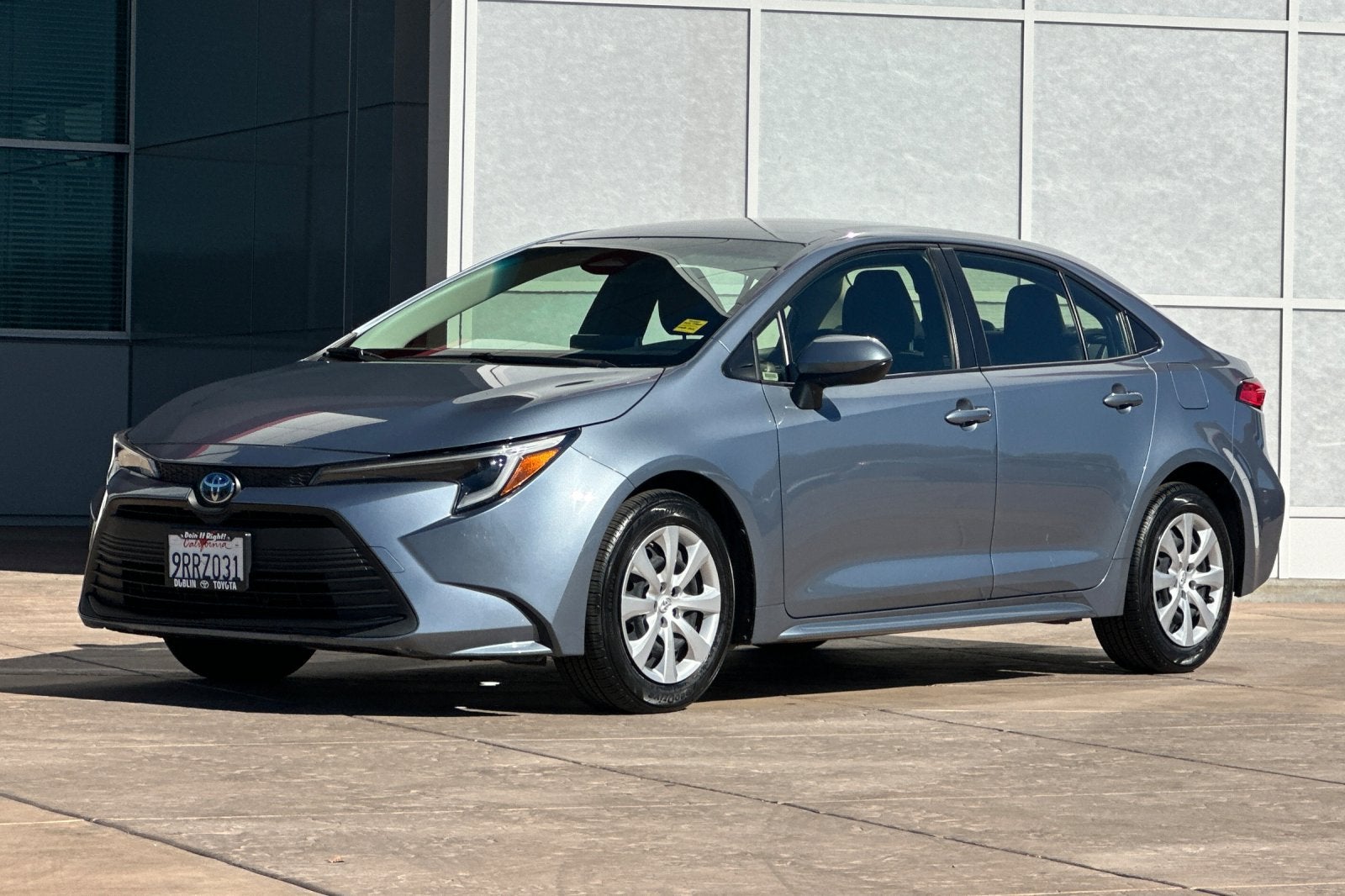 2025 Toyota Corolla Hybrid LE