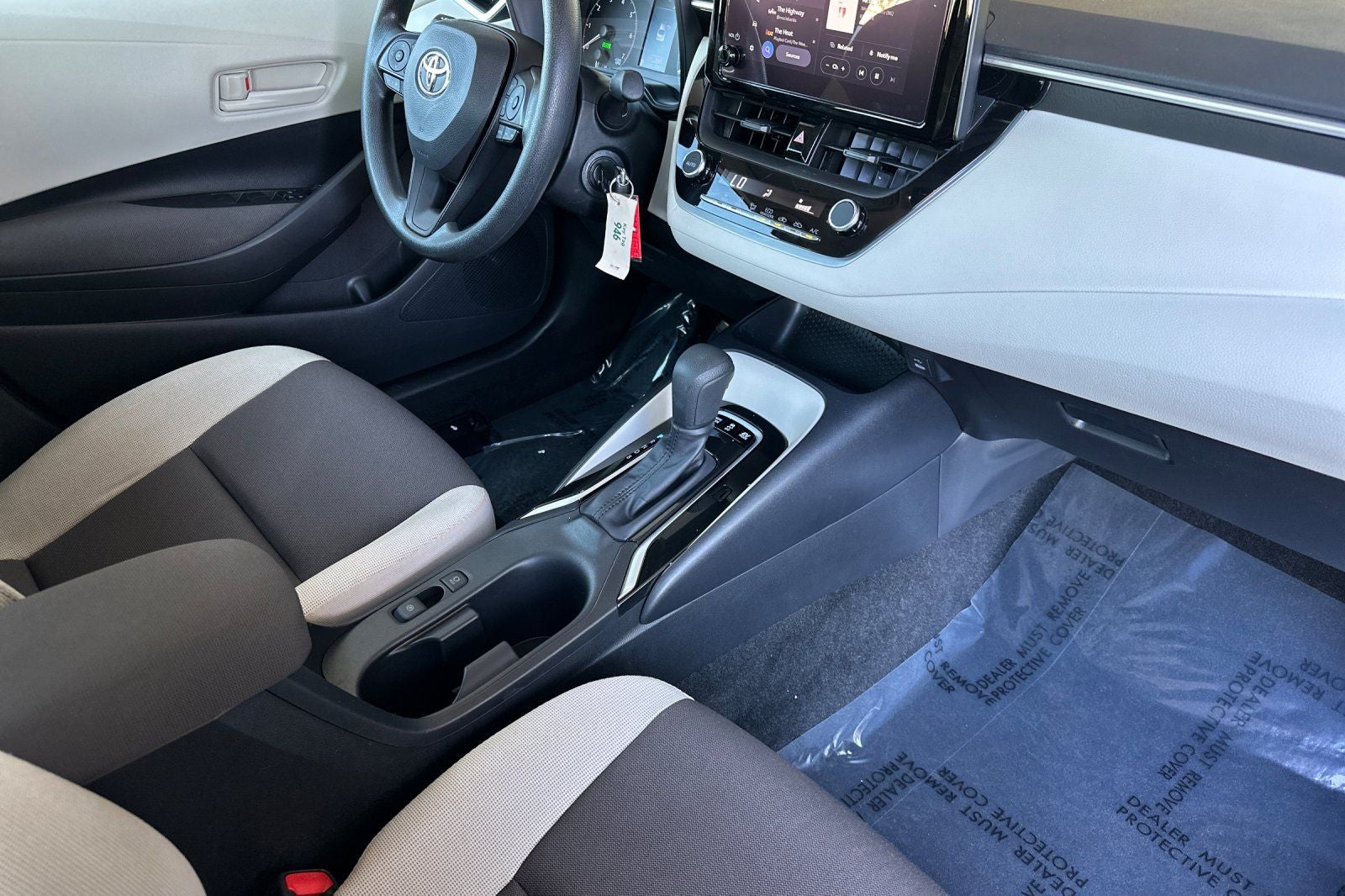 2024 Toyota Corolla Hybrid LE