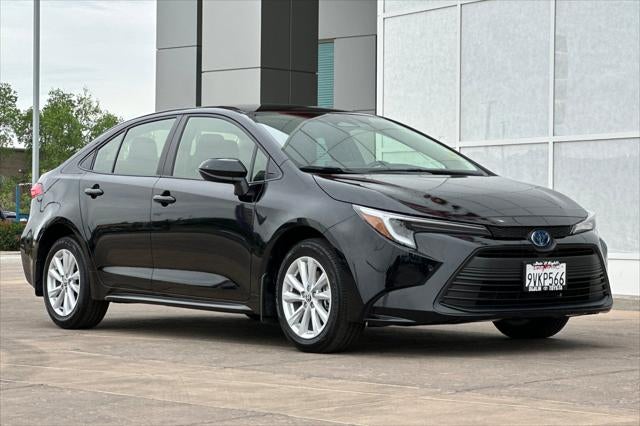 2025 Toyota Corolla Hybrid LE