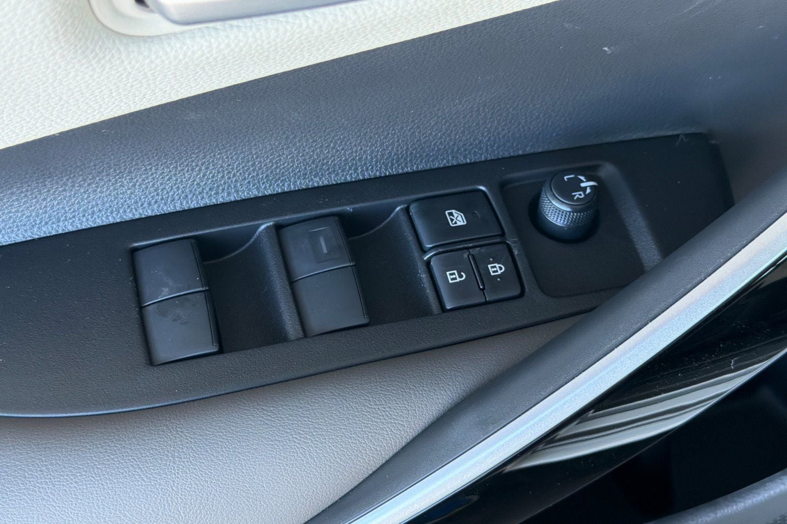 2026 Toyota Corolla Hybrid XLE