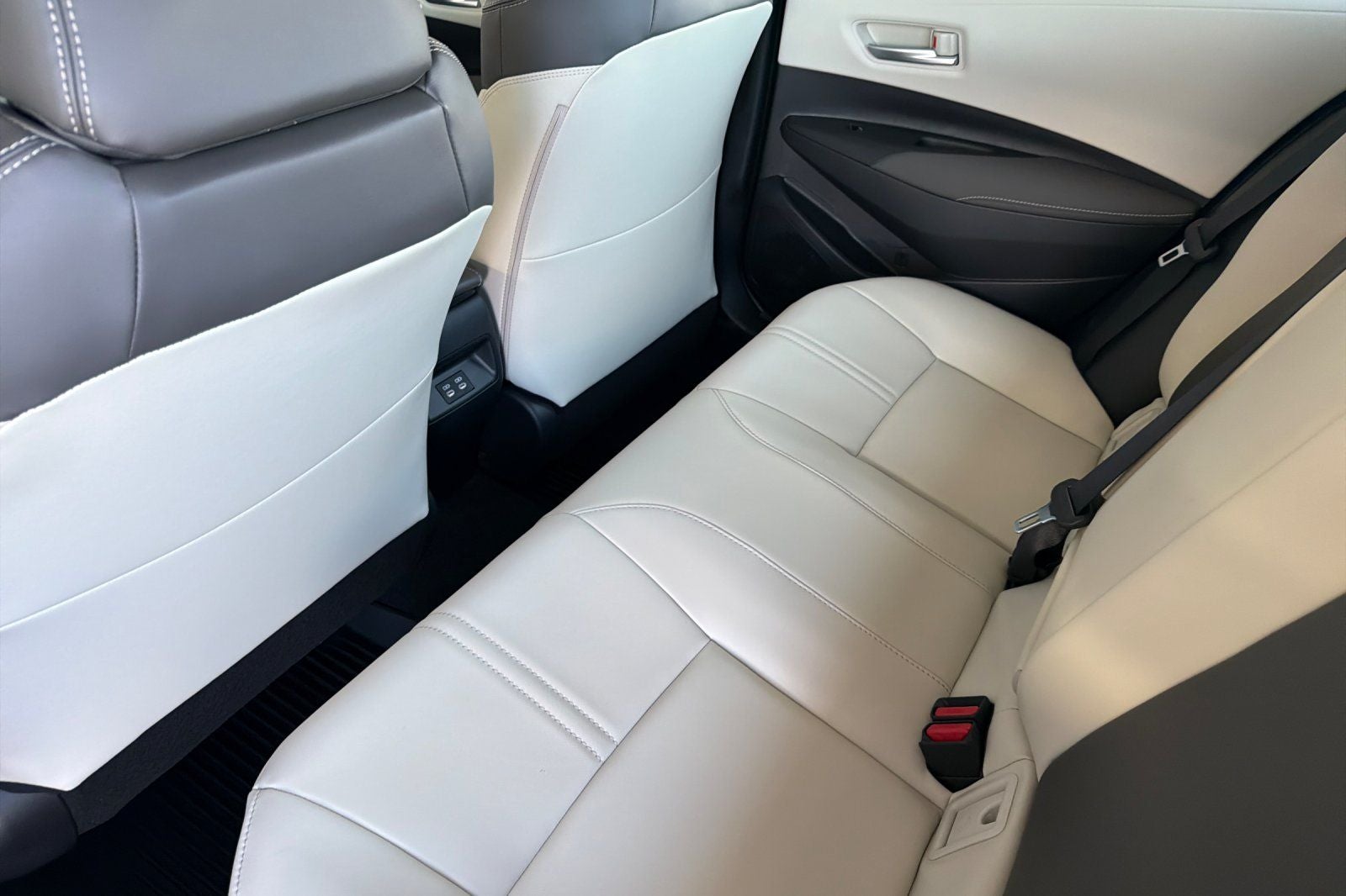 2026 Toyota Corolla Hybrid XLE