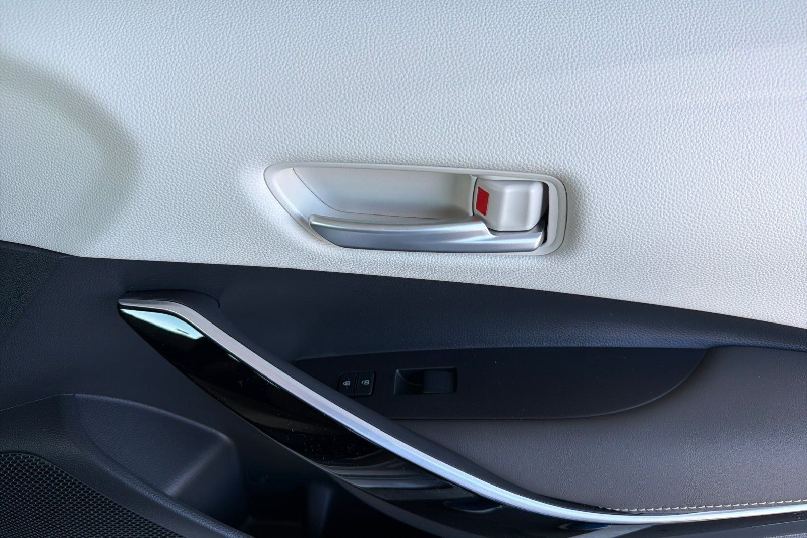 2026 Toyota Corolla Hybrid XLE