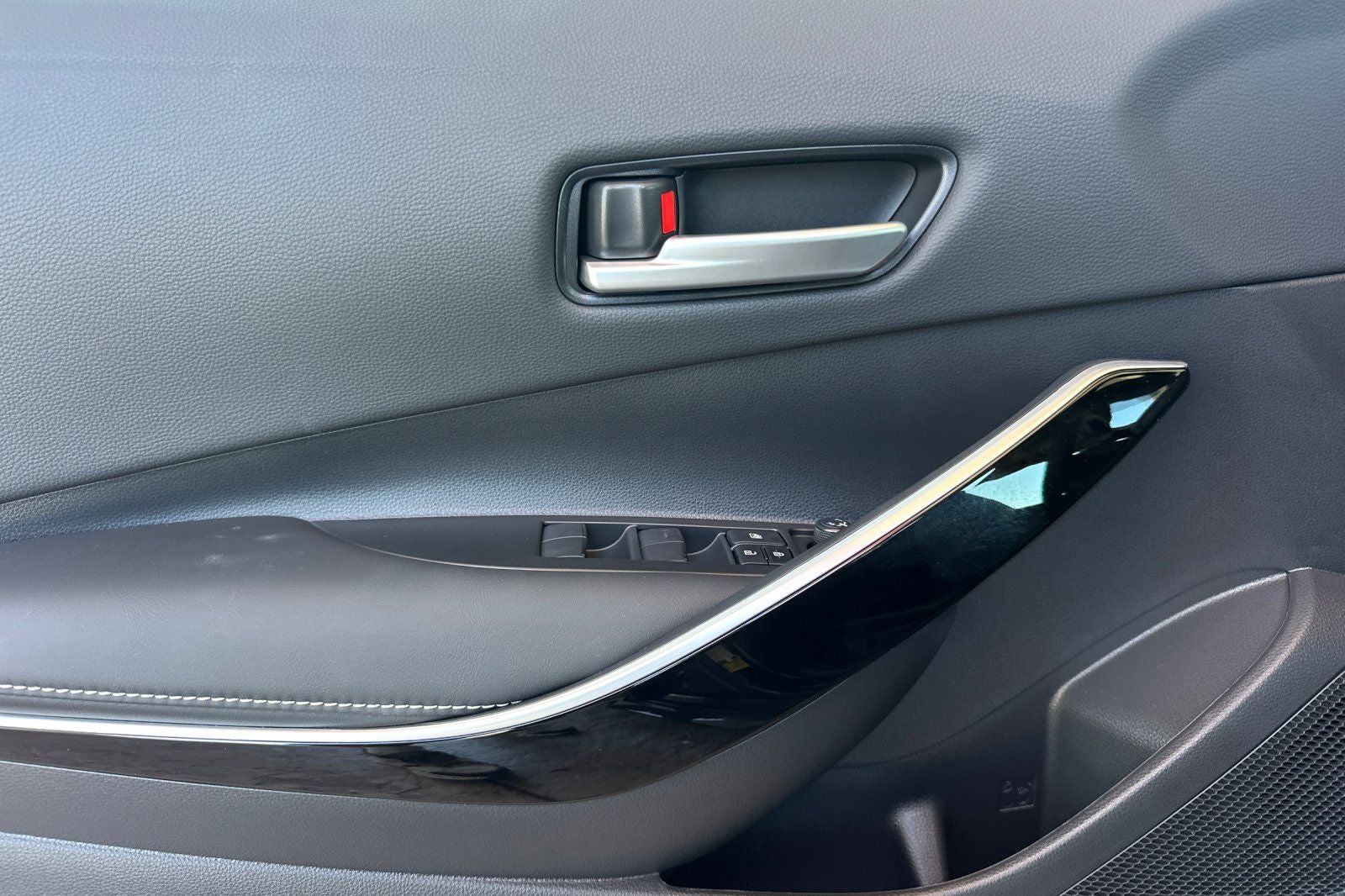 2026 Toyota Corolla Hybrid XLE