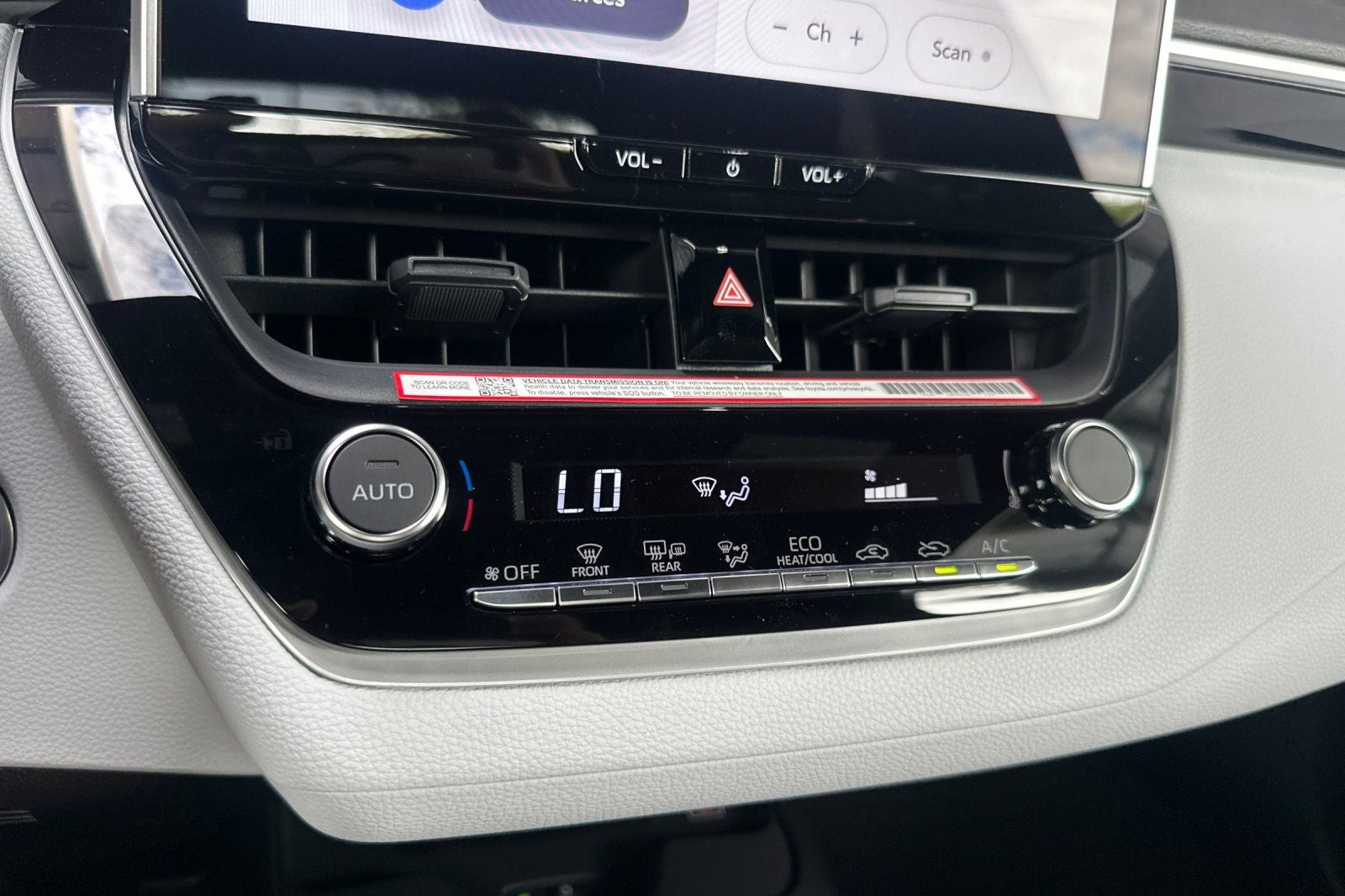 2026 Toyota Corolla Hybrid SE