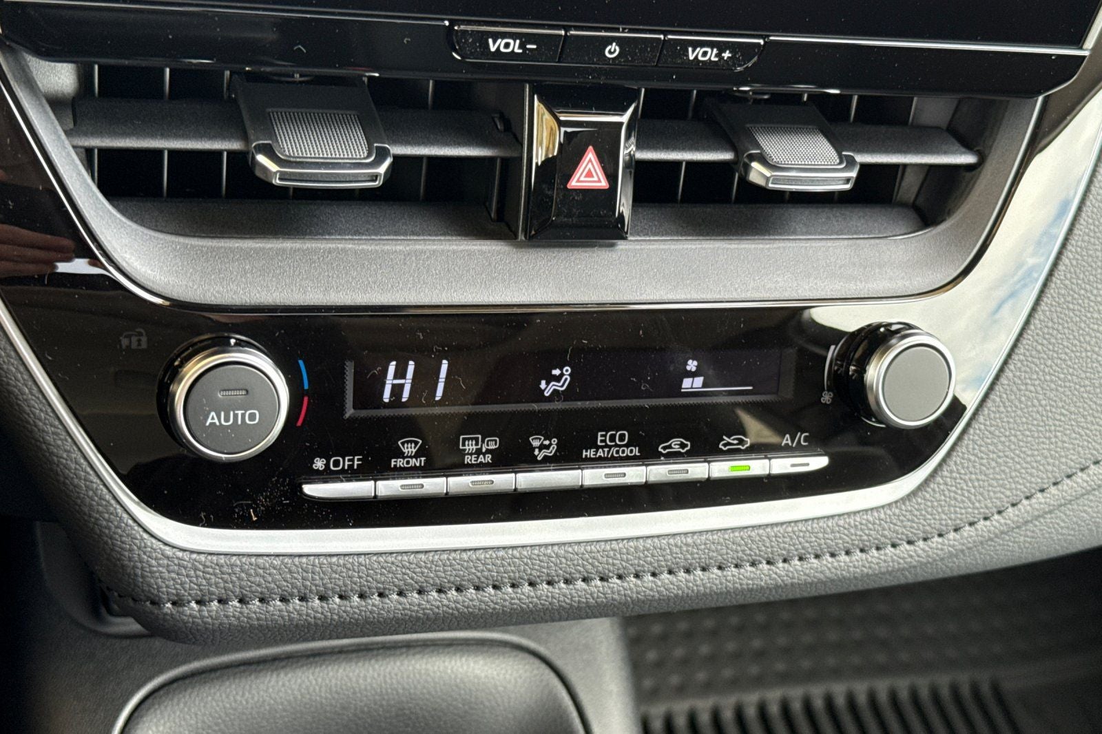 2026 Toyota Corolla Hybrid XLE