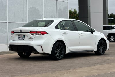 2024 Toyota Corolla Hybrid SE