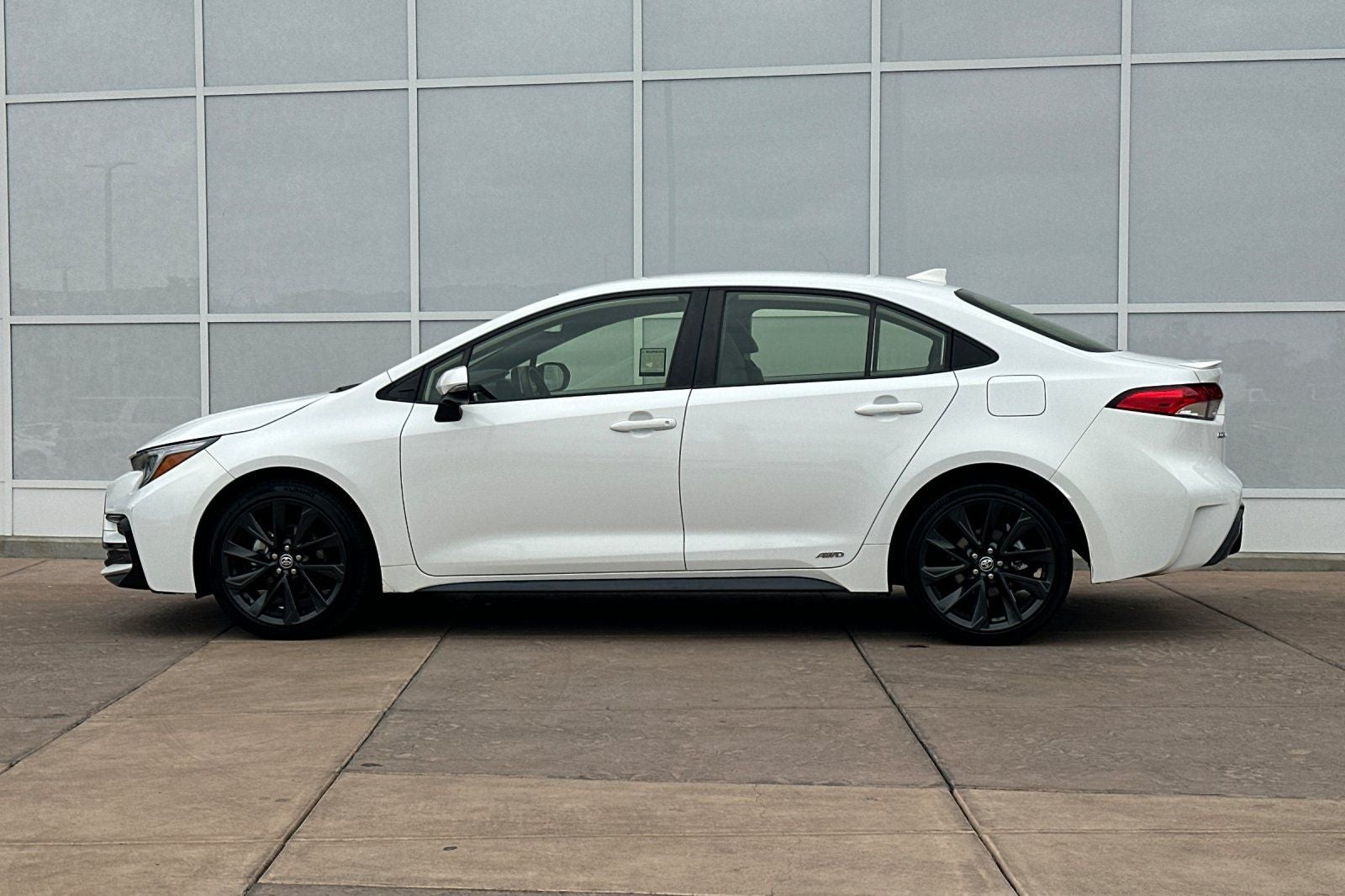 2024 Toyota Corolla Hybrid SE