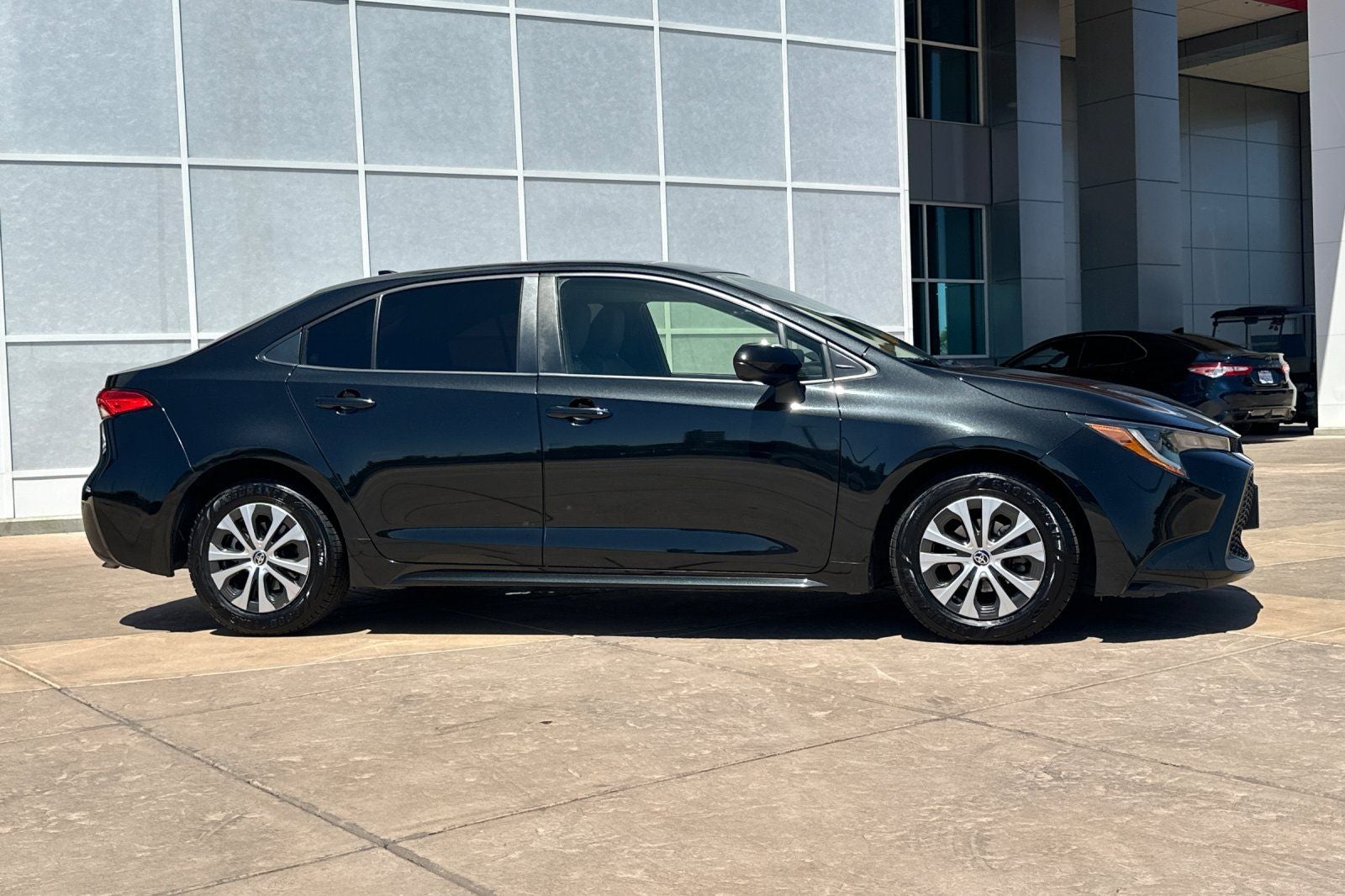 2022 Toyota Corolla Hybrid LE