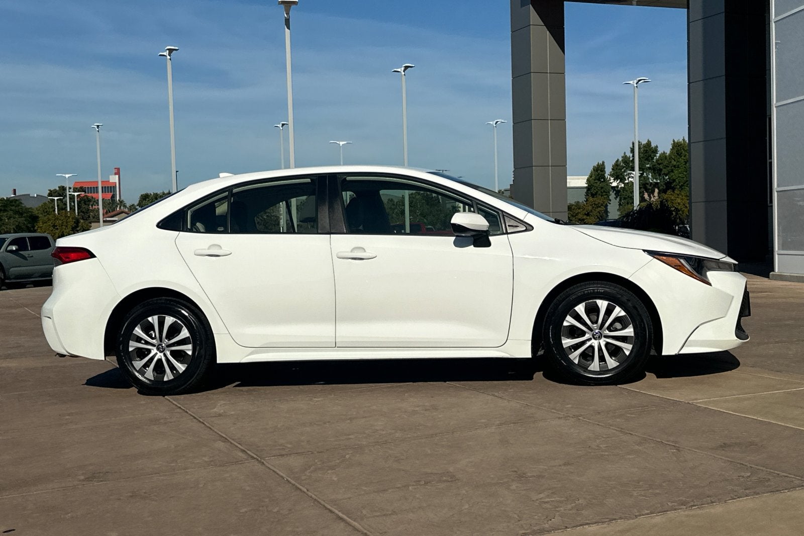 2022 Toyota Corolla Hybrid LE