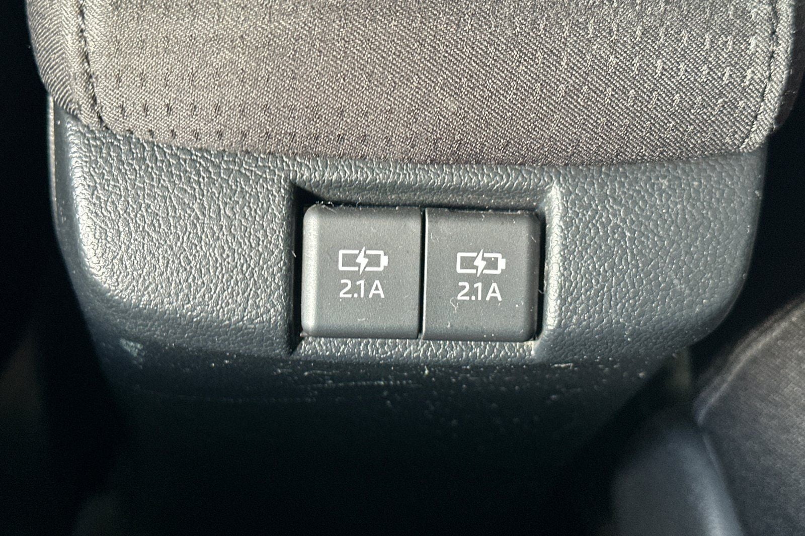 2022 Toyota Prius LE