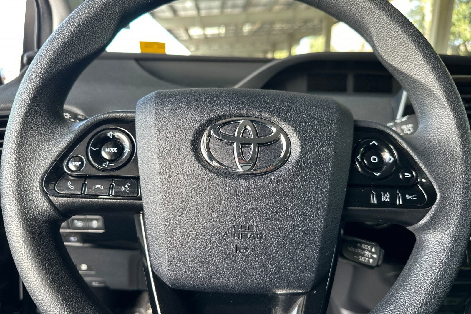 2022 Toyota Prius LE
