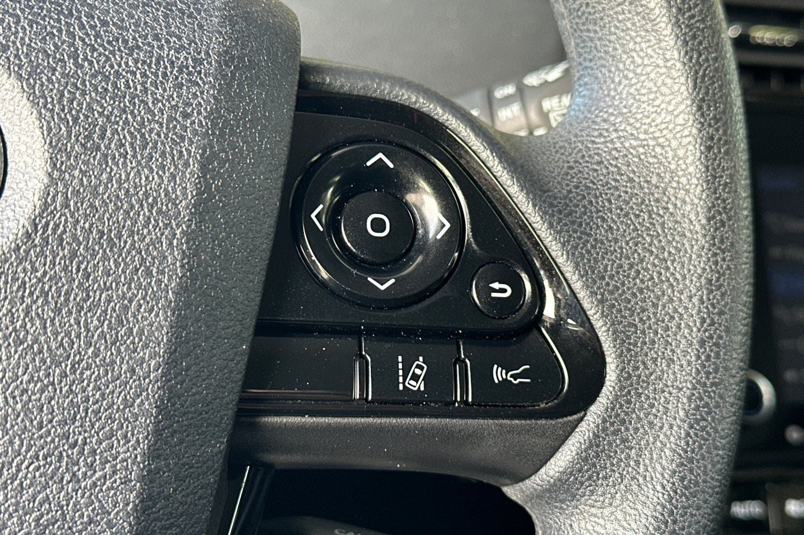 2022 Toyota Prius LE