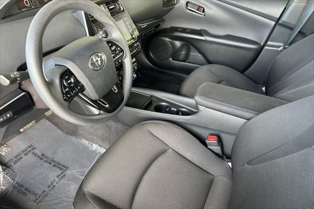 2022 Toyota Prius LE